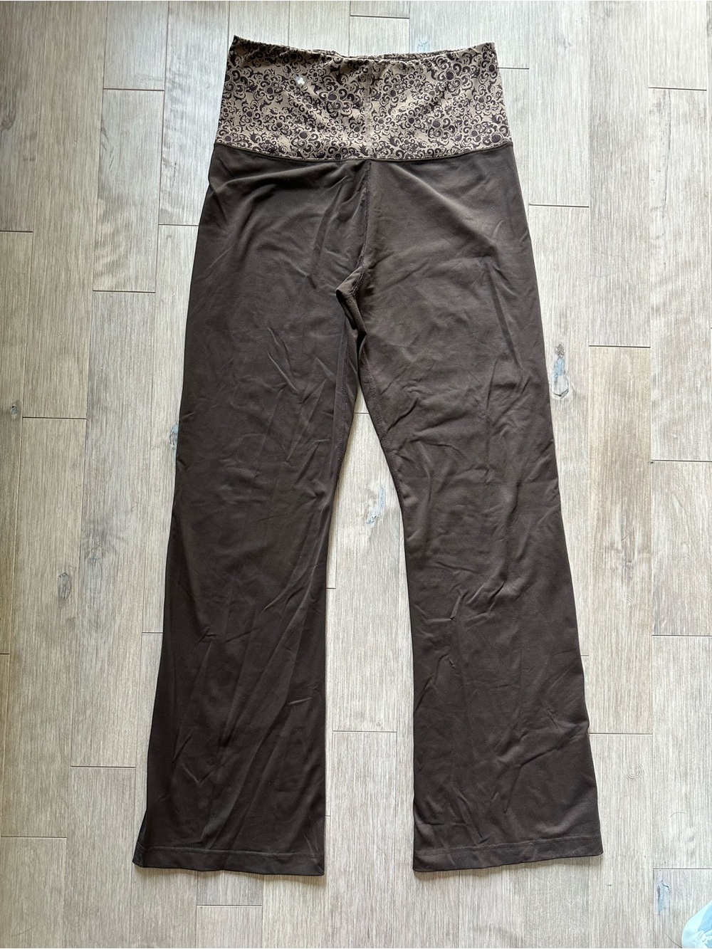Titika‎ Chocolate Brown Expresso Leggings Flare Yoga Pants Y2K Style Medium